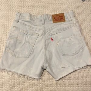 Levi’s jean shorts